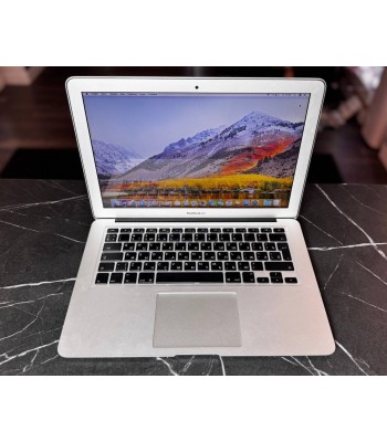 Macbook Air 13 i5/4Gb/256SSD Silver б/у